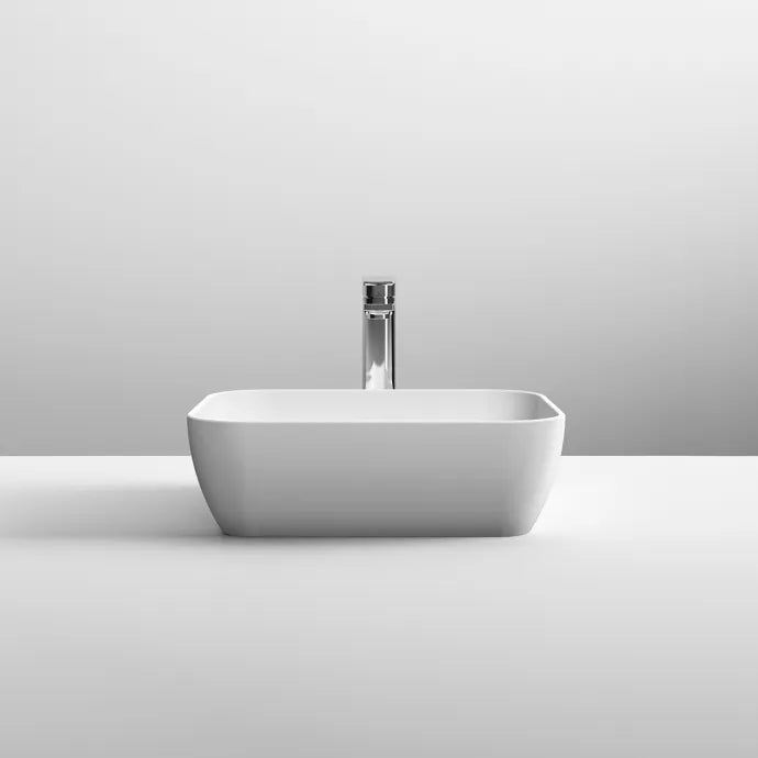Nuie Vessel 455mm x 325mm
x 135mm
